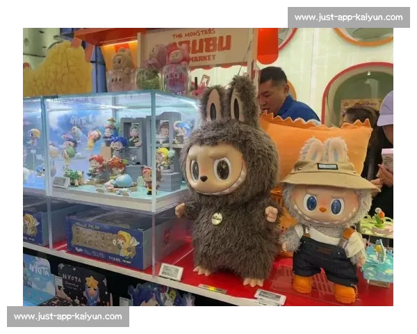 李佳琦提醒：LABUBU 溢价虚高，官方补货后价格已腰斩